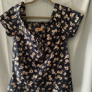 Off the shoulder summer shirt